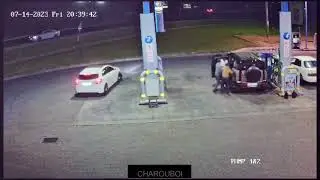 Robbed and Hijacked of his Land Rover Defender at the Petrol Station in South Africa!