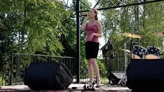 Ева Дмитриева песня 