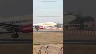 😍 Smoothly takeoff SpiceJet 🛫 