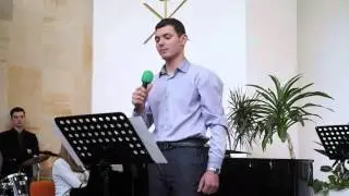 Я иду по дороге земной