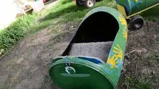 Captain Jerk, Barrel train, peacock