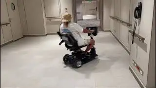 SUN PRINCESS CRUISE SHIP NEWS: Man goes crazy after 18 days on cruise ship !!!