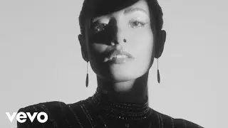 Astrid Celeste - Quiero (Official Video)