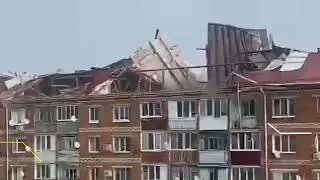 Краснодарский край (Курганинск). Мощный ветер сорвал крышу жилого дома