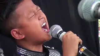 PRASASTI BAND