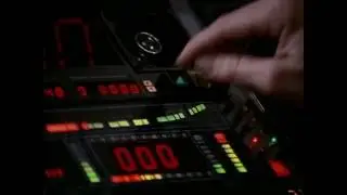Advection Stride - The Hawk (Synthwave/Outrun)