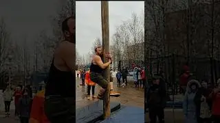 Как залезть на столб! 