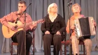 Николаенки-Беловы Галина и Марина и Сергей Вороваев.