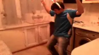 Прикол. Заяц жжёт!