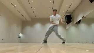 SEVENTEEN Hoshi dancing to Red eyes