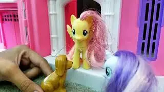 The Babysitter (Part 1) The Fake Fluttershy!