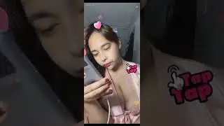 Mama muda live // sambil ngelus apem. 