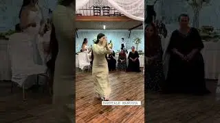 цыганочка красиво танцует