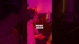 Come with me in a regular day in the studio 😝 
