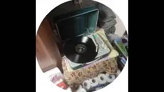 queen radio ga ga продолжение следует уже с не шортс.