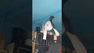Не скучные будни плетельщика из бумажной лозы
