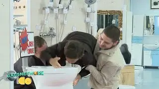 Помогли облегчиться Угарный прикол Shopping Prank @GagsnetworkGO