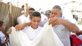 פוטו ג'וני - קליפ בר מצווה בכותל