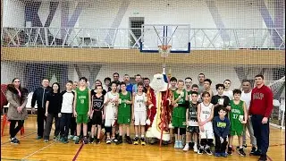 Баскетбол. Новогодняя игра УНИКС Юниор с родителями 🔥