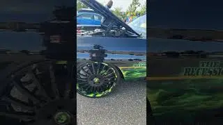 THIS IS A CRAZY BUILD!!💚🔫CHECK OUT THE ENGINE!!! NAME ONE THING YOU LIKE! #classiccar #shorts #fyp