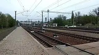 Электропоезд ЭР2-572 сообщением 