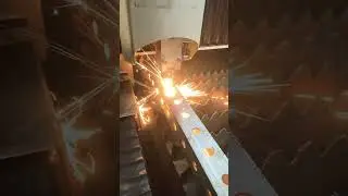 Перфорация угольника и труб на лазерной резке. #laser #lasercut #lasercutting #перфорация