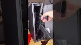 SecureIt Fastbox 20 with a stowed KAK K15 Pistol? Yes please! 🫡