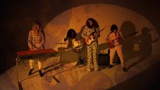 La Luz - Metal Man (Official Video)
