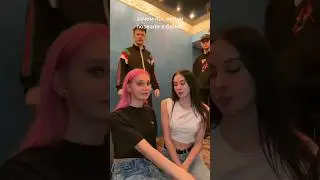 Как думаете, зачем?) Даша Корейка