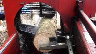 wood cutting machine