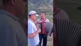 Абдул Исраилов поет