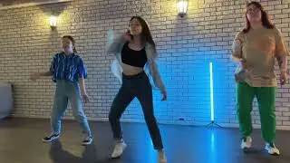 Реггетон с Дашей Сейталиевой #barrio35 #танцывологда #reggaeton