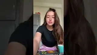 French Smoking Girl