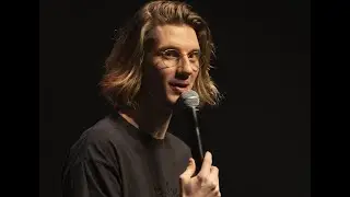 Paul Mirabel nous fait taper de bonnes barres de rire !