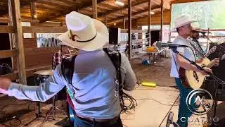 Me Refiero A Ti - Cuatro En La Mira (en vivo)