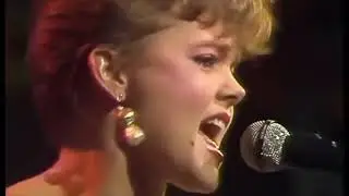 The Go-Go's - Live on The Tube (UK TV, 1982)