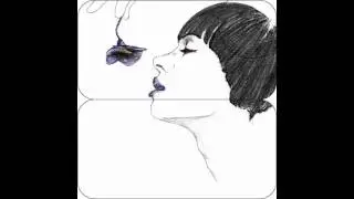 Clara Moto - Specify
