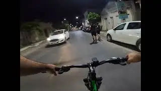 PEDALANDO  DE BIKE A NOITE  EM TUCANO