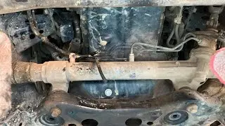 CAN U CLEAN an OIL PICKUP on a HILUX VIGO And Change a CRACKED PISTON Easy?