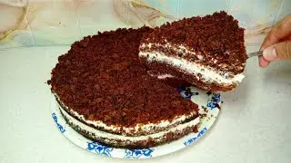MOM TAUGHT ME!Now everyone who tries asks for a recipe!Eaten in an instant!Chocolate sour cream