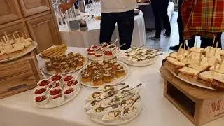 L'ÉLÉGANT BUFFET DE RÉCEPTION DE NOTRE MISSION DE TRAVAIL