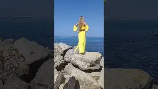 Северной птицей.. 🕊️ я улетаю от тебя к другому морю.. 🌊 