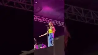 Siapa yang mau kalian bawa kembali lagii??🤗 #bawadiakembali #mahalini #laguhits