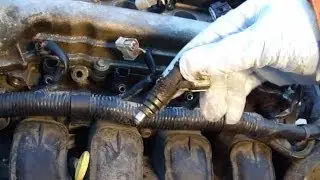 How to disassemble engine VVT-i Toyota Corolla Part 4/31: Fuel injectors
