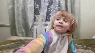 Ти приносиш в кожен дім радості багато...