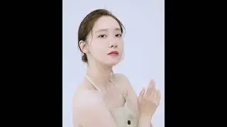 한 번의 발색으로 입술 위 생기를 오랜 시간 유지하는 #에스티로더 NEW #퓨어컬러립스틱 과 #윤아 의 만남!