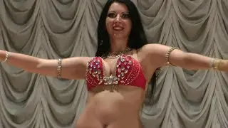 BELLY DANCER from Ukraine  -  Julia Veselova