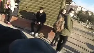 akropoviç egzozdan korkan kızlar | r25 le şehir içi gazlama | insanların motora tepkisi