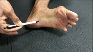 3 TIPS to Correct Flat Feet 👣| Posturepro