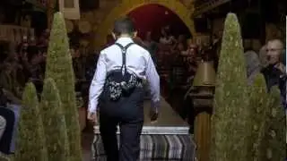 Bodega Cuatro Vientos y Rocymar, Niños desfilando 1